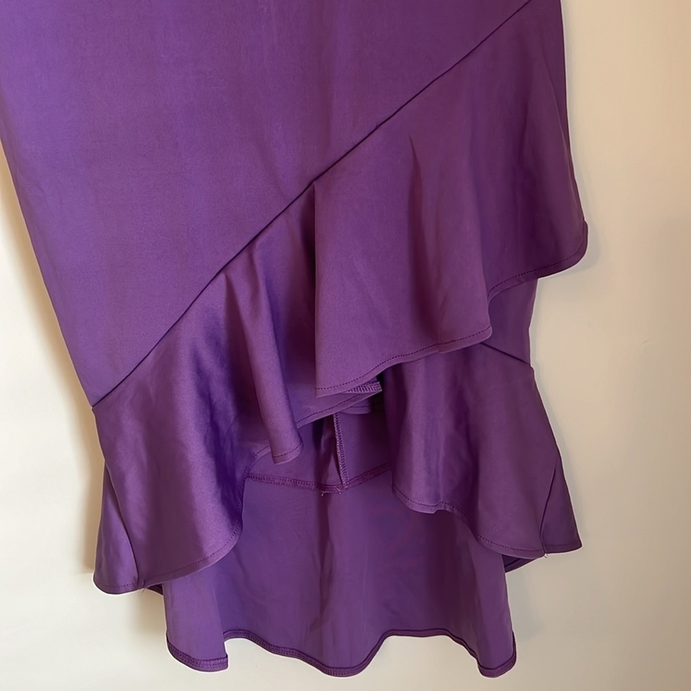 Lyaner Ruffle Split Hem Dress - Picture 3 of 6